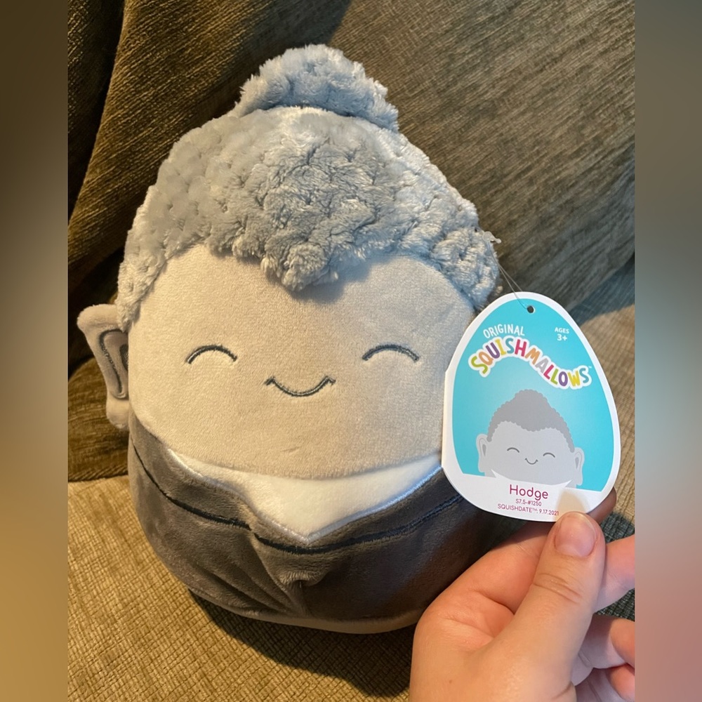 Squishmallows Hodge - NWT